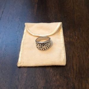 James Avery Floral Ring